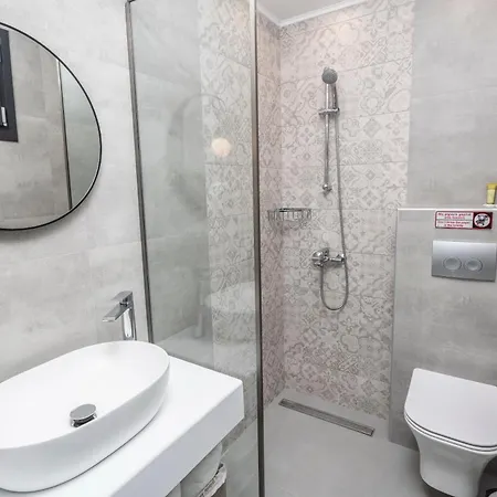 شقة Ionas 3 نيا سكيوني